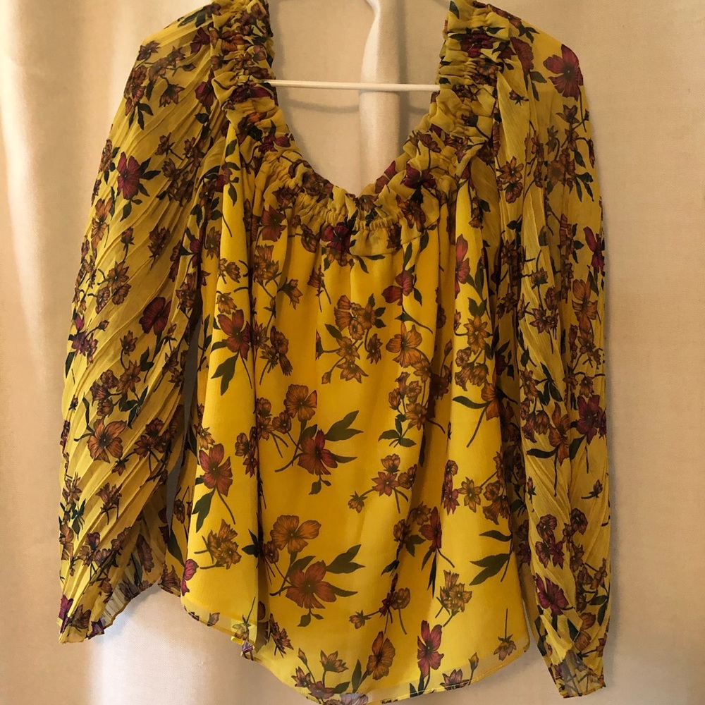 Floral off shoulder blouse